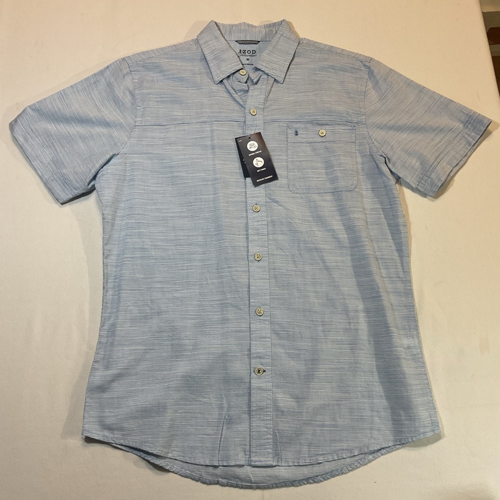 IZOD NWT Saltwater Short Sleeve Blue & White Striped Button Up, Collar, Size M